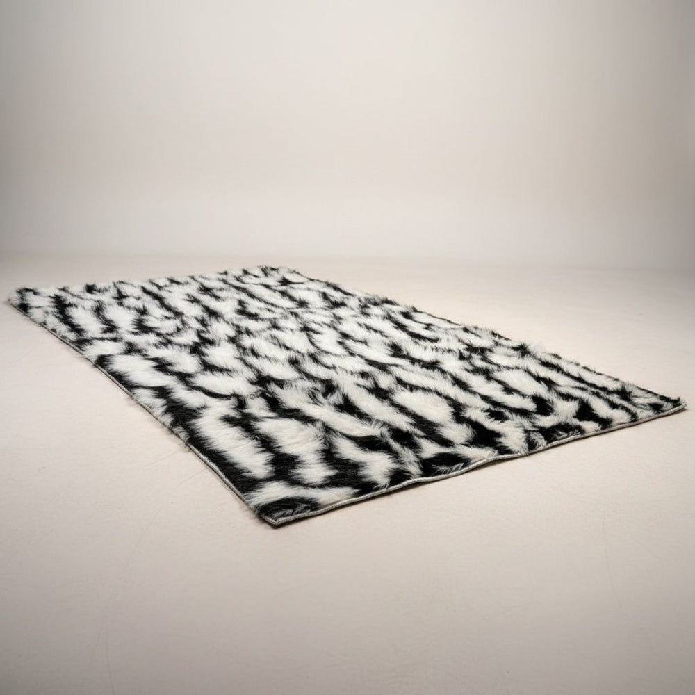 Velora Rug & Cushion Covers – Mavra Store